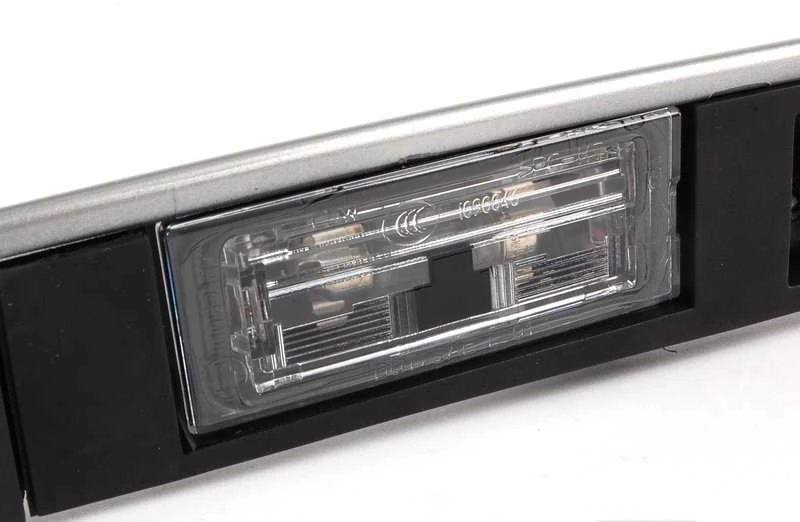 BMW E12 E23 E23 E24 E28 E30 tuščias pagrindinis raktas originalus 51211900892
