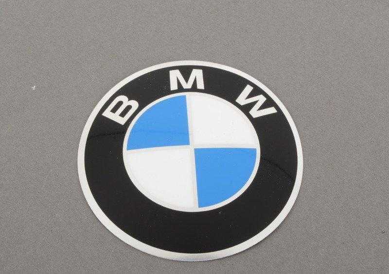 BMW E12 ratų centro stebulės emblema su ženkliuku Originalus 36131181104