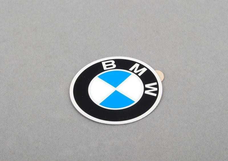BMW E12 ratų dangtelio emblema Originali 36131181106