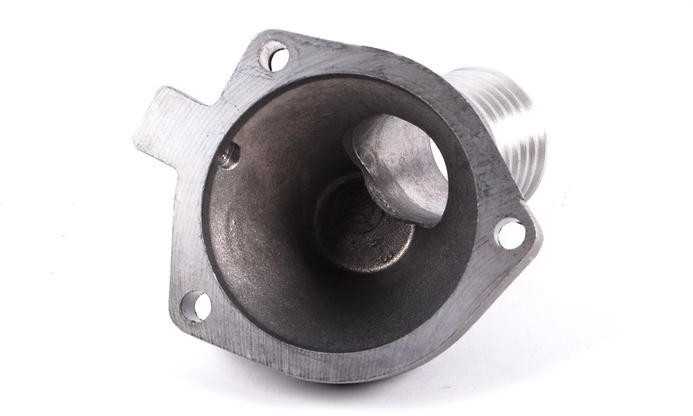BMW E28 E30 termostato korpuso dangtelis originalus 11531265059