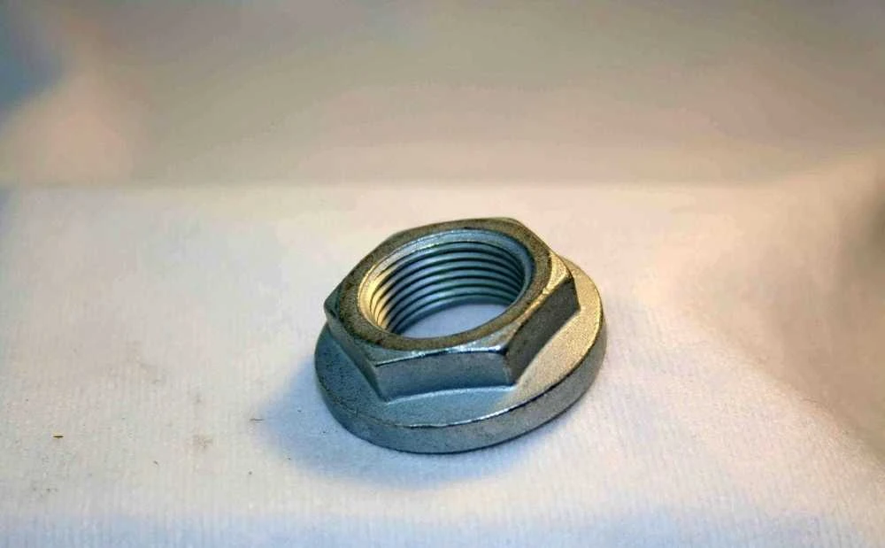 BMW Apykaklės Veržlė E30 E36 E28 Z1 Z3 Originalus 33411125664