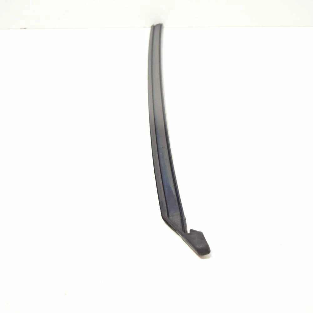 BMW E30 dešinės pusės lango sandariklis originalus 51361922168