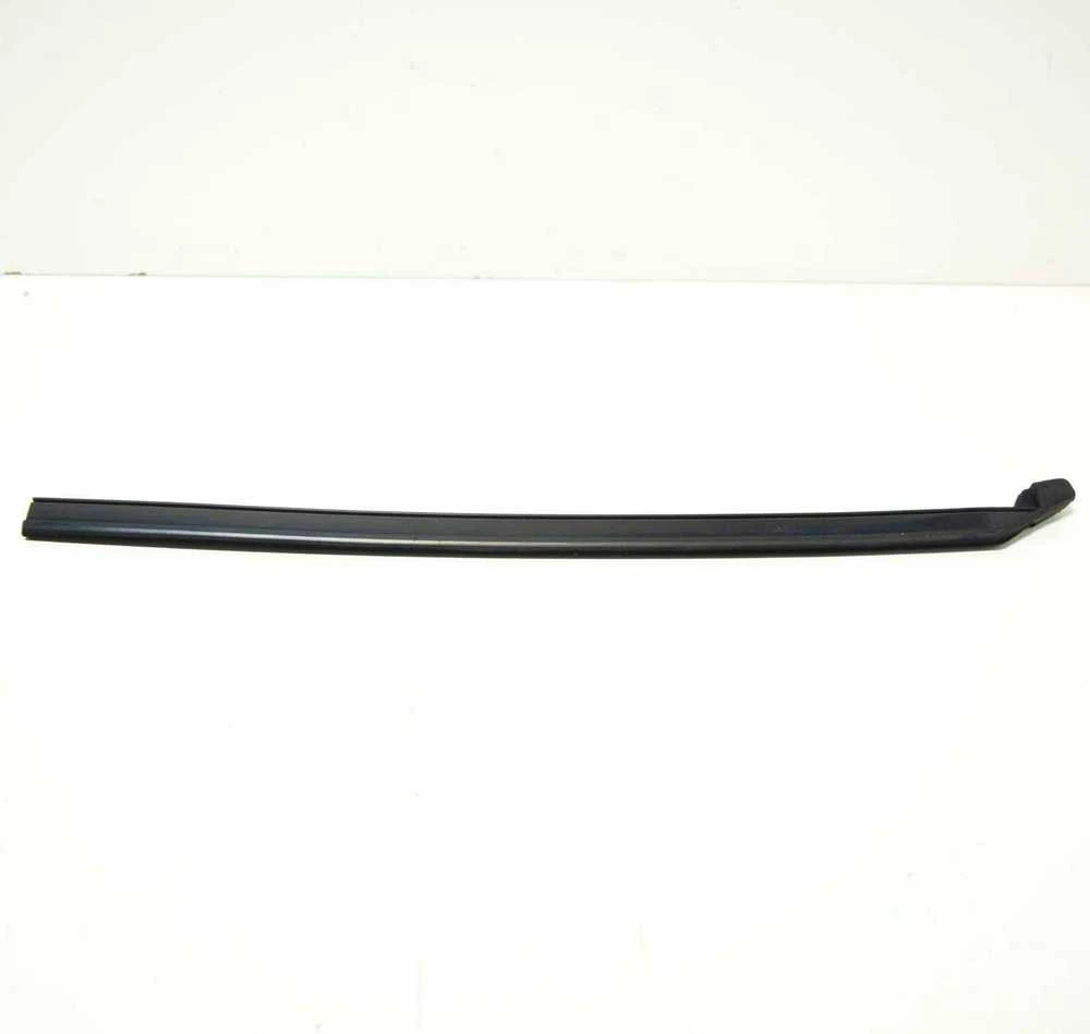 BMW E30 dešinės pusės lango sandariklis originalus 51361922168