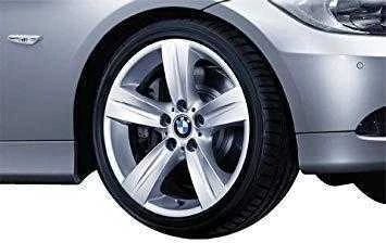 BMW E30 E32 emblema lipdukas ratų centriniam dangteliui originalus 36131181081