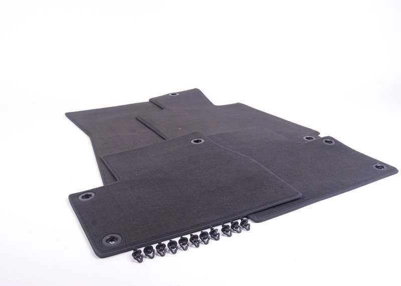 Bmw E30 Grindų Kilimėlių Rinkinys Velours Originalus 51471911407