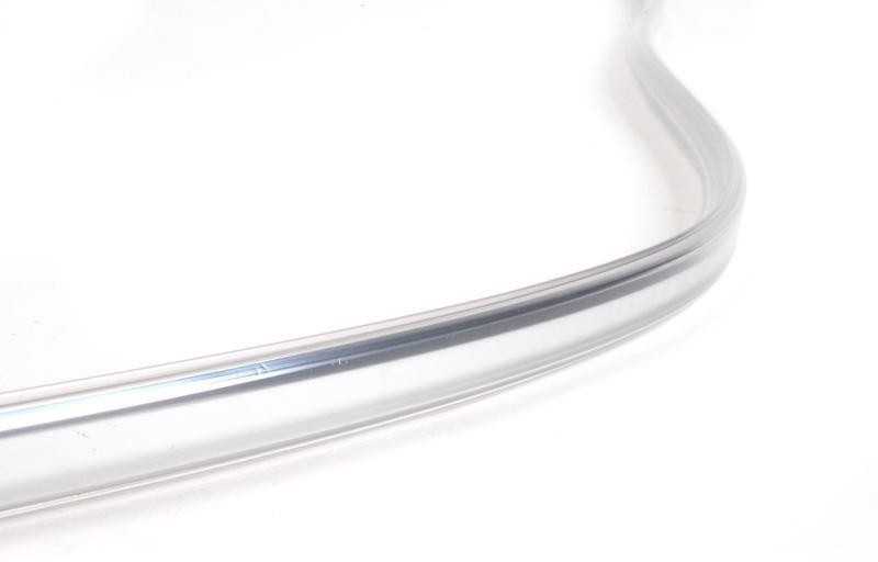 BMW E30 kupė sedanas galinio stiklo apdaila apatinė chromuota ORIGINALI 51311884410