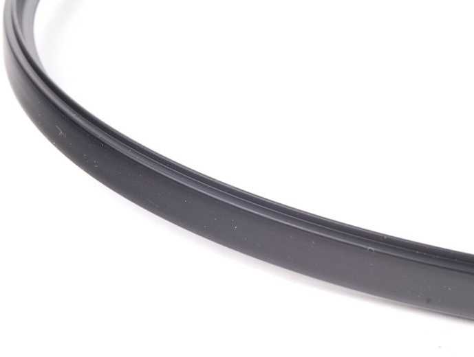 BMW E30 kupė sedanas galinio stiklo apdaila apatinė chromuota ORIGINALI 51311884410