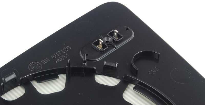 BMW E30 kupė sedanas galinio stiklo apdaila apatinė chromuota ORIGINALI 51311884410