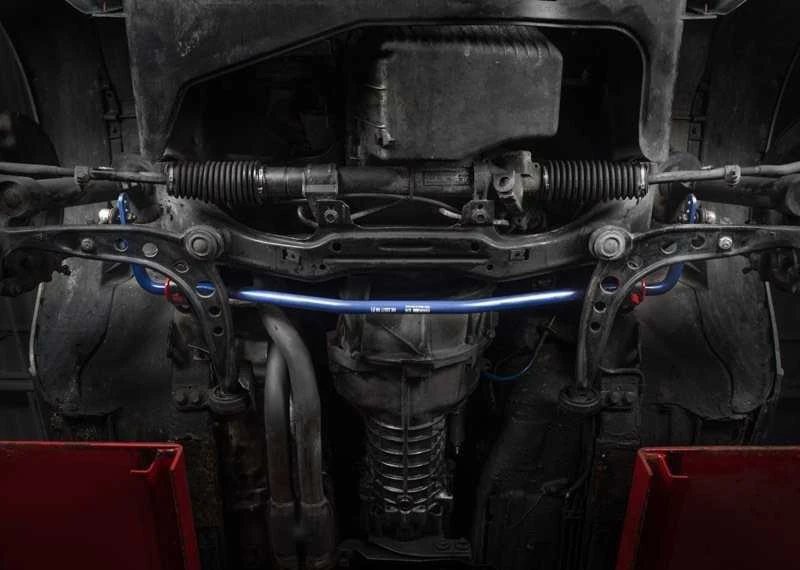 BMW E30 priekinės svyravimo juostos laikiklis originalus 31351127202