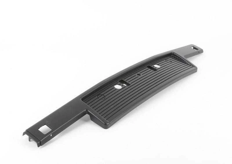 BMW E30 priekinio bamperio plokštės užpildas Originalus 51111888266