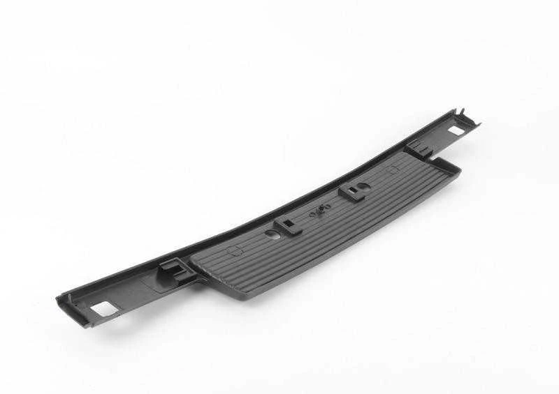 BMW E30 priekinio bamperio plokštės užpildas Originalus 51111888266