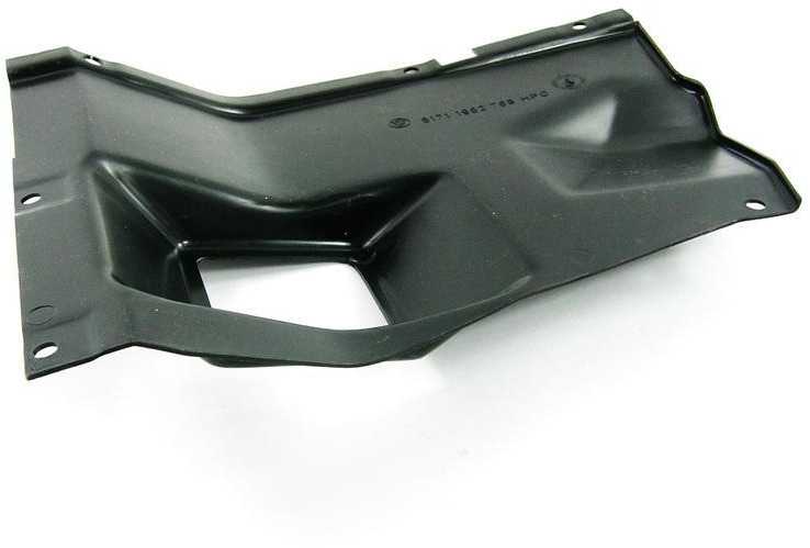 BMW E30 priekinio dešiniojo sparno įdėklas originalus 51711962768