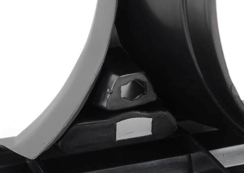 BMW E30 priekinio žibinto grotelės dešinėje originalios 51131876092