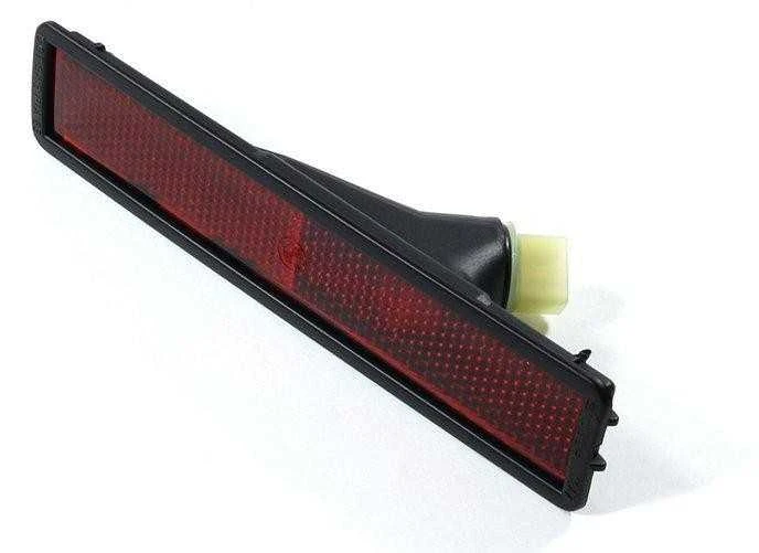 BMW E30 šoninis gabaritinis žibintas galinis originalus 63141380561