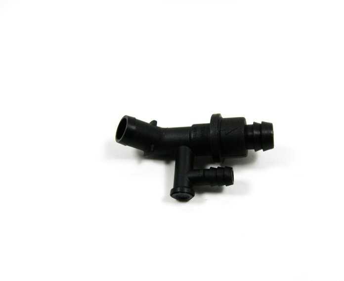BMW E32 E31 Variklio alkūninis velenas kvėpavimo žarna jungtis Cil 1-6 Originali 11151718713