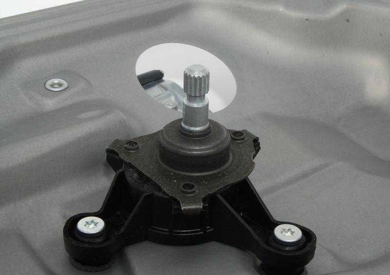 BMW E32 reguliavimo varžtas Originalus 63121378368
