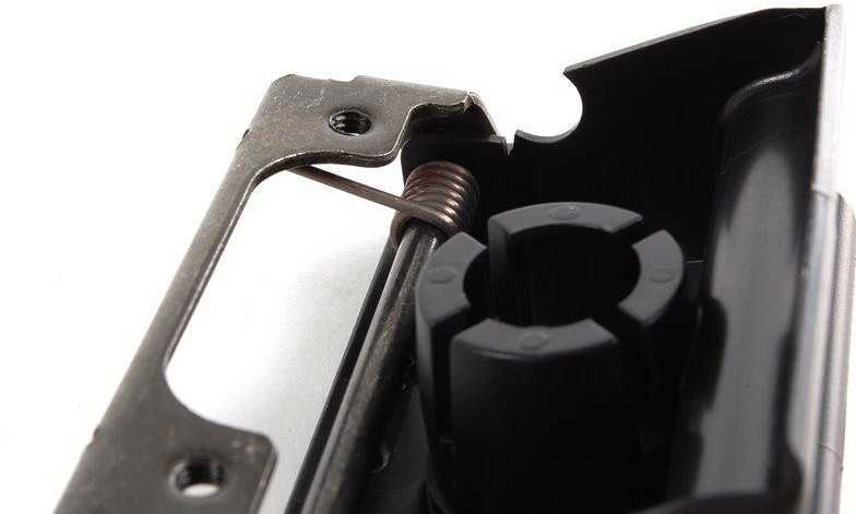BMW E36 3' Uzsakomas Luistas Originalus 51168218167