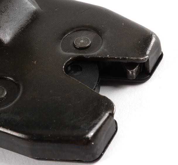 BMW E36 bagažinės dangčio užraktas originalus 51241960861