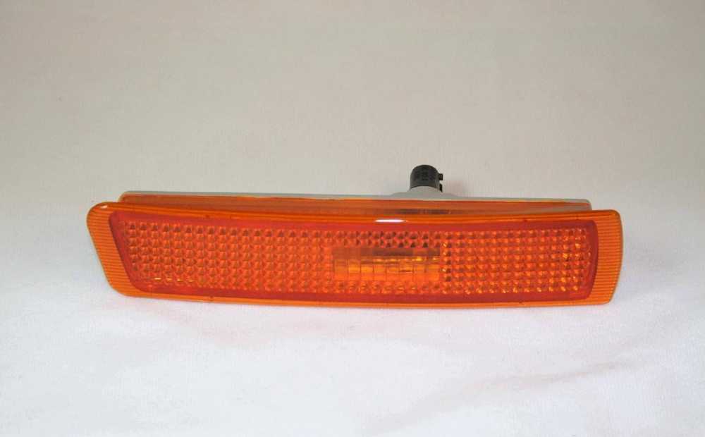 BMW E36 dešinės pusės žibintas originalus 63148389696