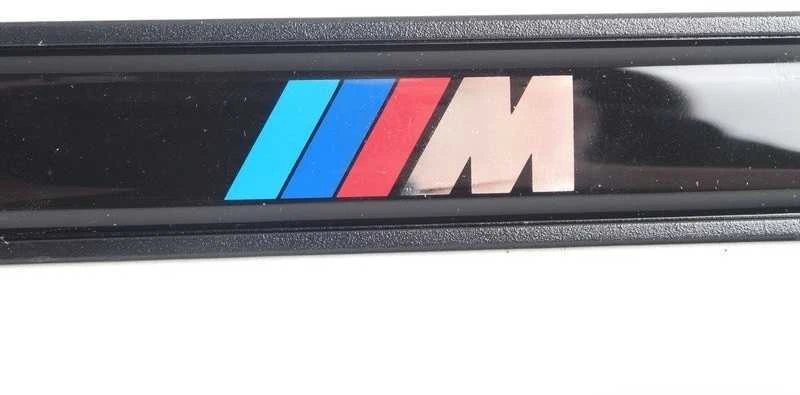 BMW E36 durelių apvado emblema, emblema su ženkliuku, originali 51132264666