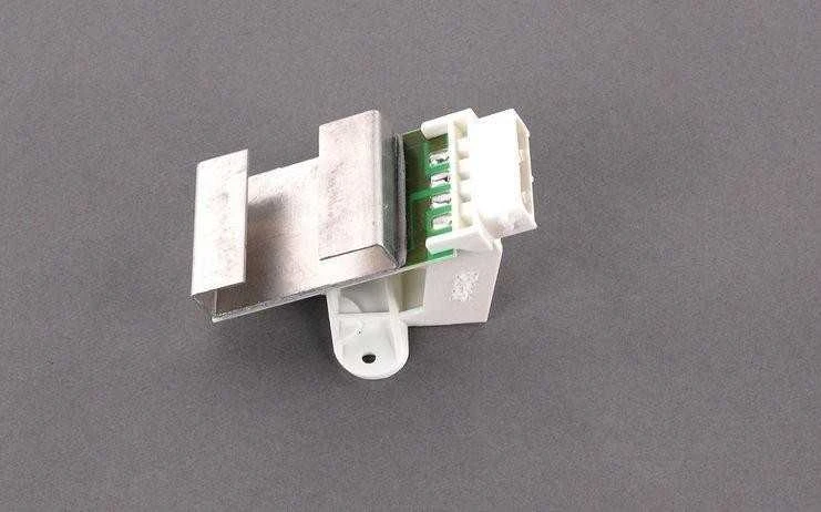 BMW E36 E46 Šildytuvo ventiliatoriaus rezistorius originalus 64118372775