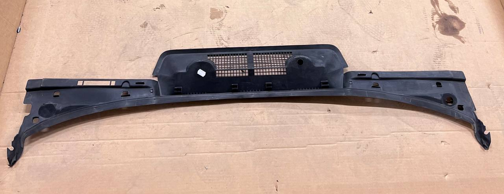 Bmw Priekinio Stiklo Dangtis 3 E36 1990 1999 Originalus 51711977677