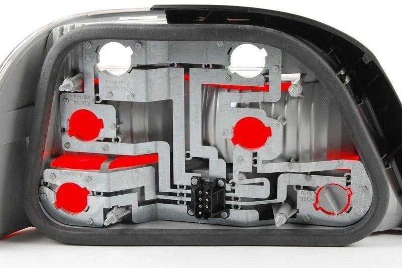 BMW E38 7 serijos originalus dešinysis galinis žibintas su baltu posūkio signalu 740i 740iL 750iL NAUJAS