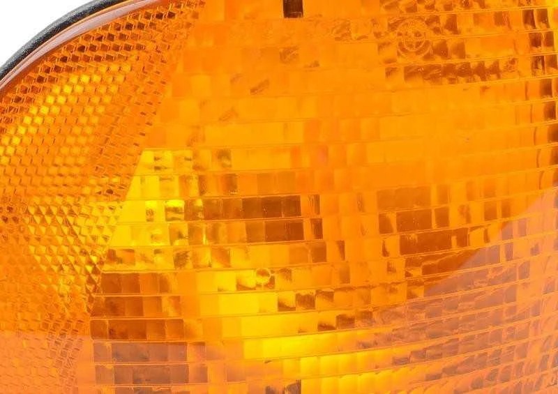 BMW E38 7 serijos priekinis dešinysis posūkio signalas su geltonu objektyvu originalus