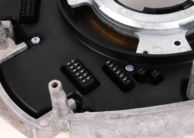 BMW E38 7 serijos priekinis kairysis posūkio signalas su geltonu objektyvu originalus