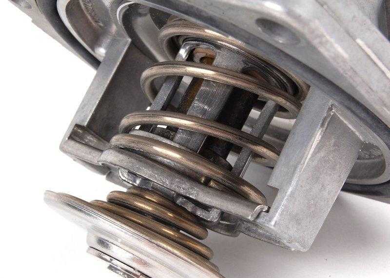 BMW E38 7 Termostato Anschlussstutzen Originalus 11531436852