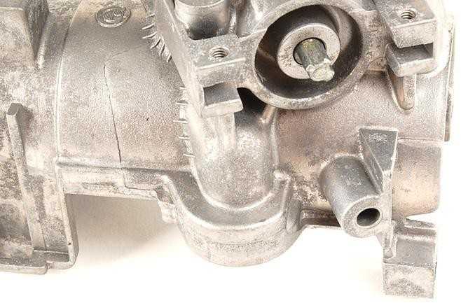 BMW E38 E39 740i 740iL vairo užrakto korpusas be cilindro ir uždegimo jungiklio