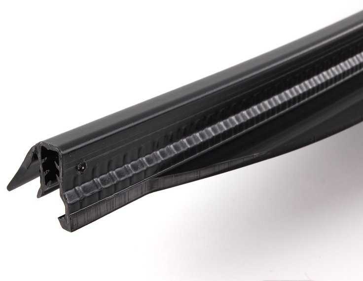 BMW E39 520d 520i 523i 2.4 525d 525i 525td priekinis spoileris 51118216706 originalus
