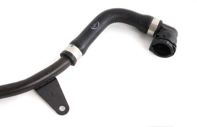 BMW E39 E38 Variklio Ausinimo Vamzdis Originalus 11531711384