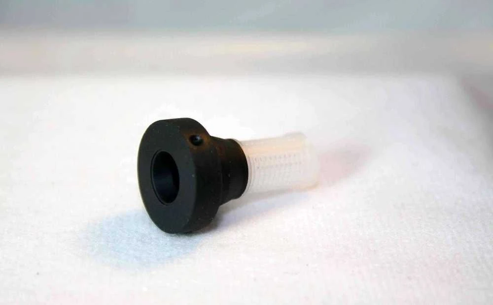 BMW E39 E46 priekinio stiklo plovimo siurblio įvorė originali 61667006063