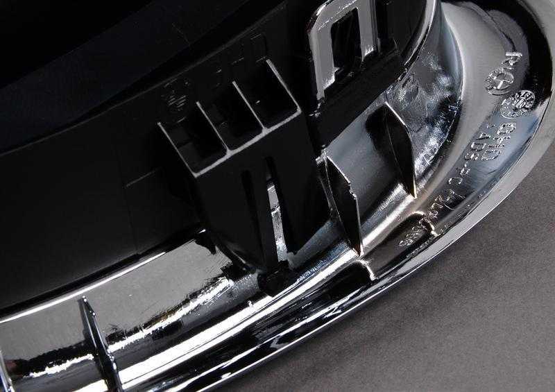 BMW E39 Inksto grotelės dešinėje pusėje originalios 51132497262