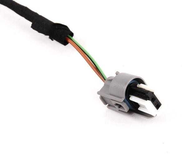 BMW E39 priekinio stiklo plovimo žarna originali 61608364209