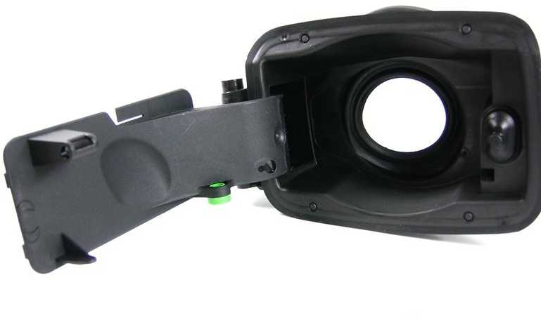 BMW E39 priekinio stiklo viršutinė apdailos detalė Originali 51318172745