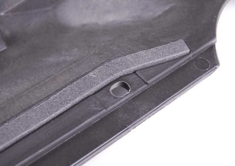 BMW E39 Sedanas Centrinė Variklio Skydo Plokštė Originali 51718158237