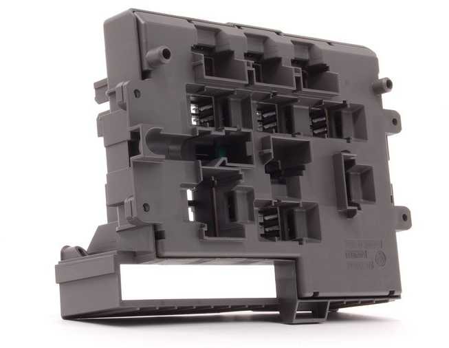 BMW E39 sedano ir universalo adapterio priekinių žibintų tolimųjų šviesų adapteris originalus 63126904051