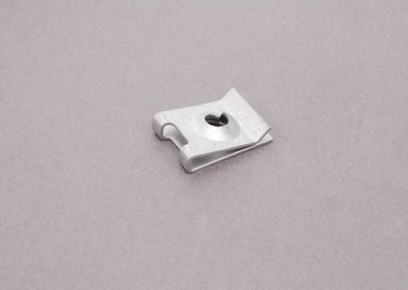 BMW E39 Universalas Sedanas Priekinis Dešinysis Ratų Arkos Apdailos Originalas 51718159424