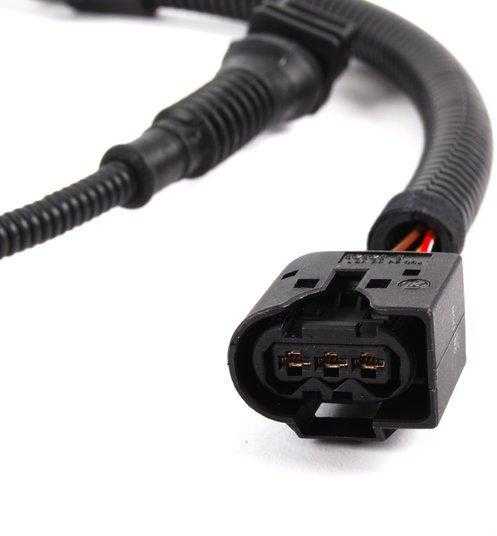 BMW E39 variklio korpuso adapterio laidas Originalus 12514592703