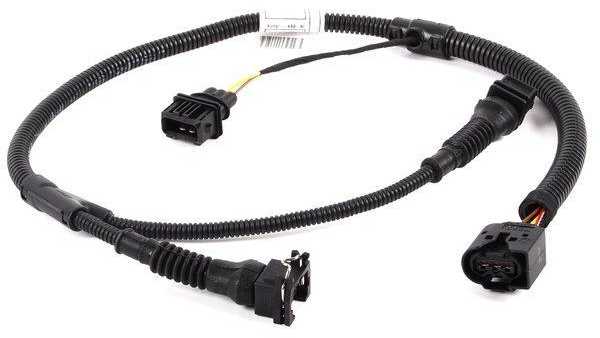 BMW E39 variklio korpuso adapterio laidas Originalus 12514592703