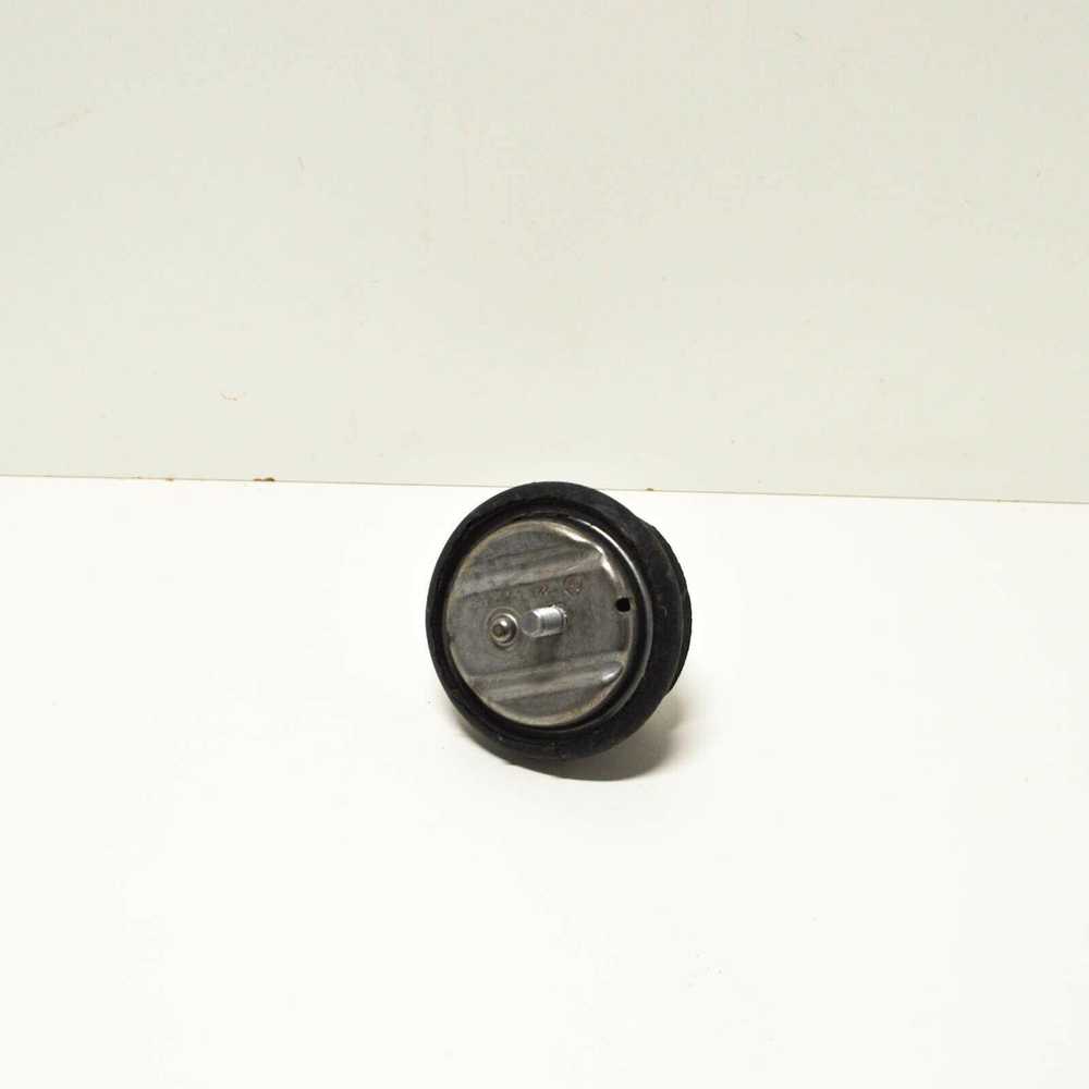 BMW E39 variklio laikiklis Originalus 22116754608