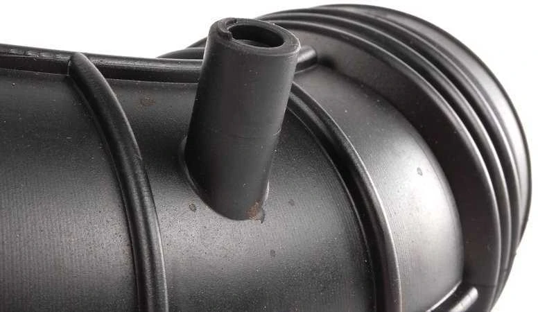 BMW E39 variklio oro įsiurbimo žarna originali 13547505838
