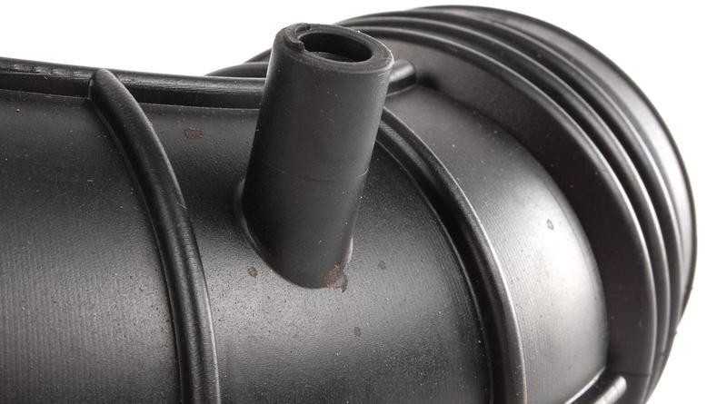 BMW E39 variklio oro įsiurbimo žarna originali 13547505838