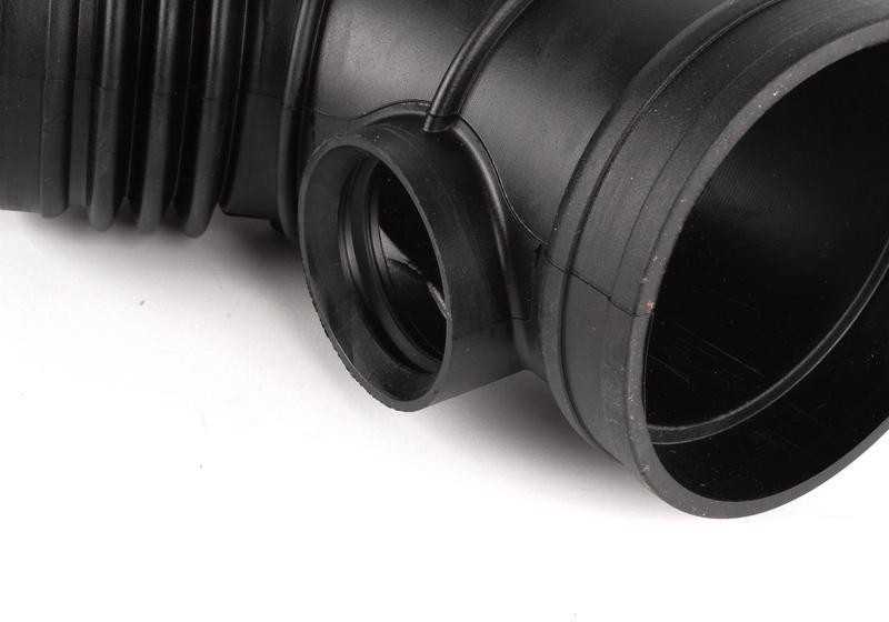 BMW E39 variklio oro įsiurbimo žarna originali 13547505838