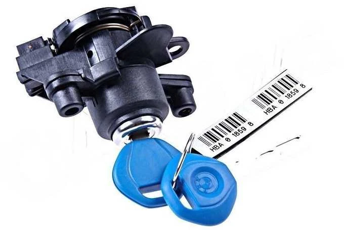 BMW E46 bagažinės dangčio užraktas su originaliu raktu 51248244054