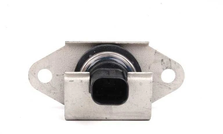BMW E46 E39 E65 F10 pagreičio jutiklis originalus 37146781405