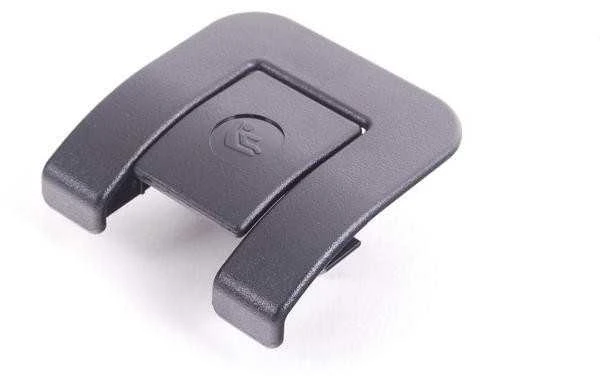 BMW E46 galinės sėdynės ISOFIX laikiklio dangtelis originalus 52207008490