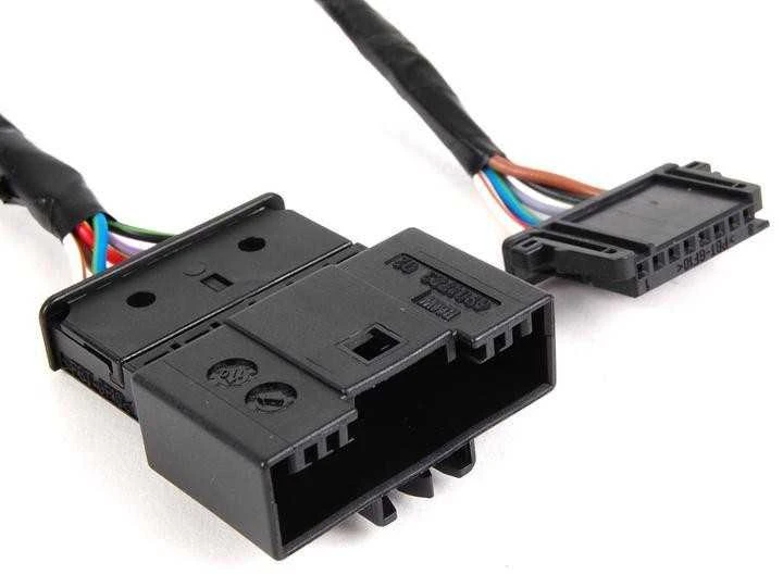 BMW E46 galinių LED žibintų adapterio kabelių rinkinys originalus 61120153650